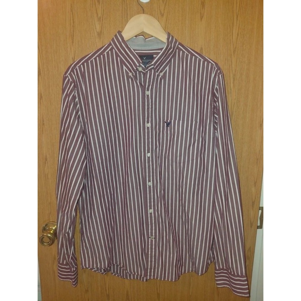 American Eagle Outfitters Mens Classic Fit Striped Button Down Shirt Burgundy L
